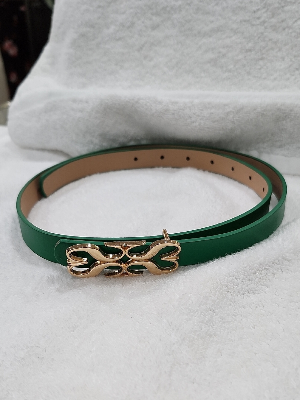 GREEN BELT WITH GOLD DECORATIVE BUCKLE